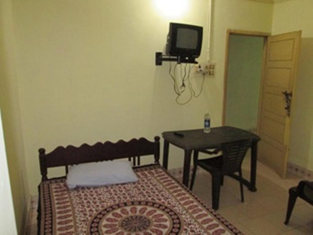 St. Antonys Lodge Kochi Exterior foto