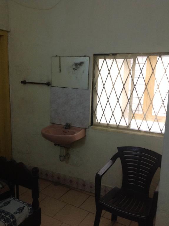 St. Antonys Lodge Kochi Exterior foto