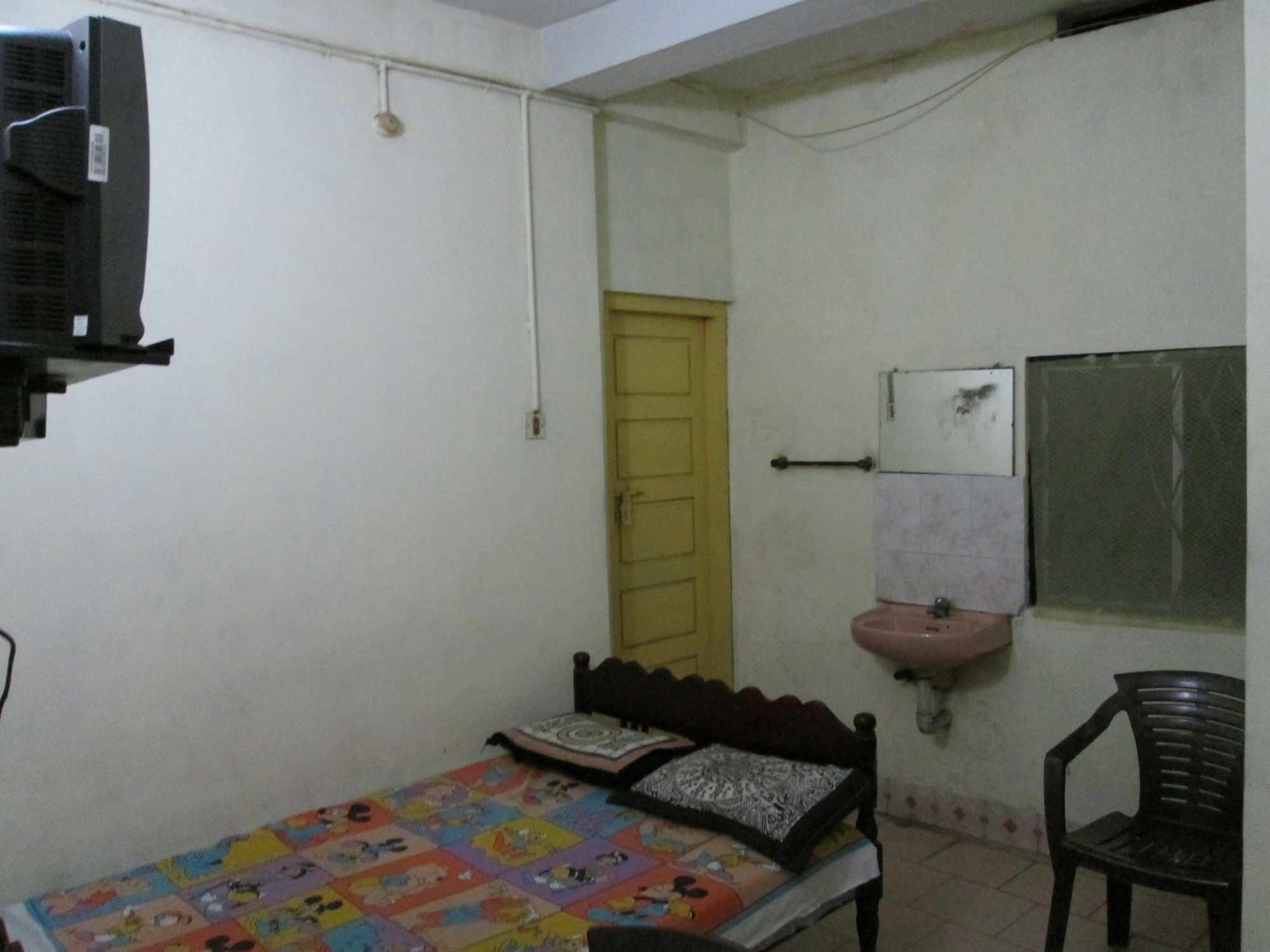 St. Antonys Lodge Kochi Exterior foto