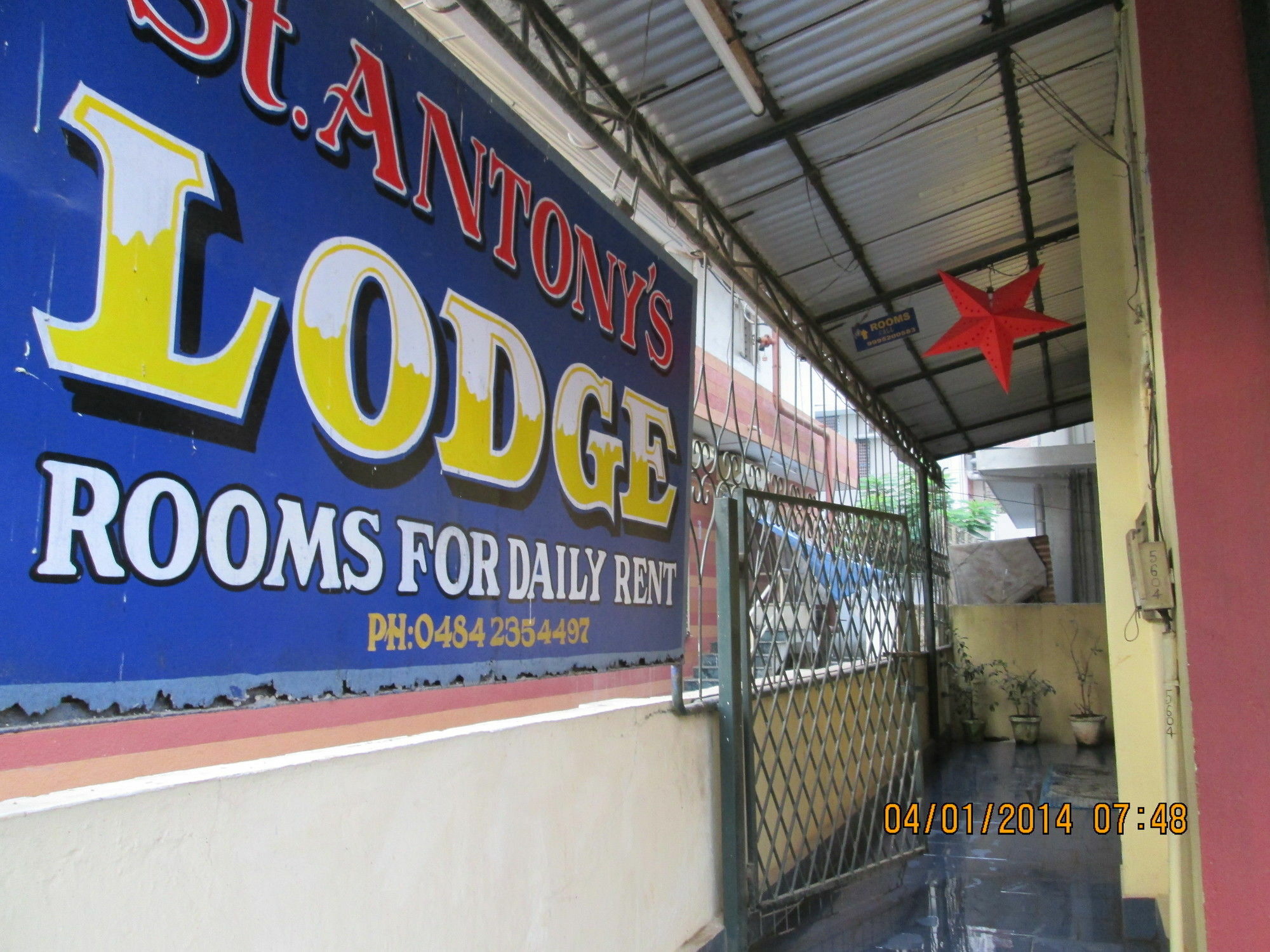 St. Antonys Lodge Kochi Exterior foto